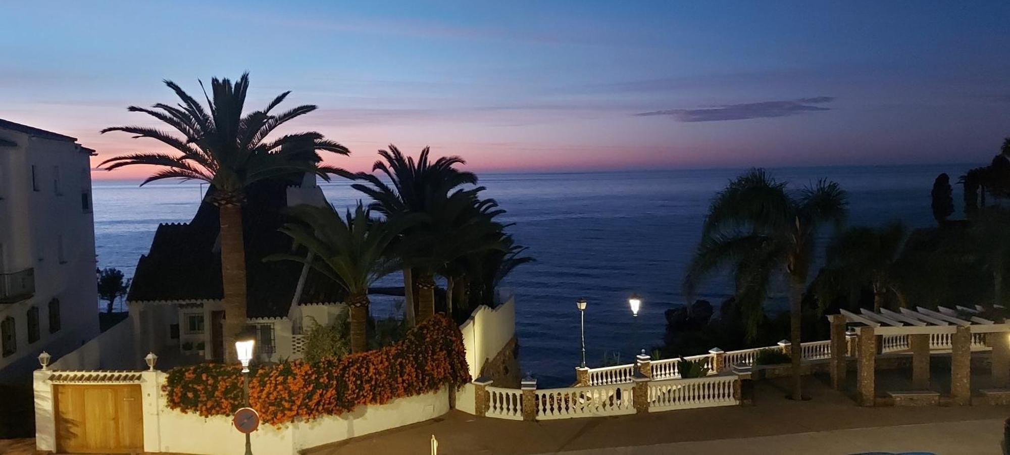 Spectacular Sea Views, 2 Bed,2 Bath Apartment Nerja Exterior foto